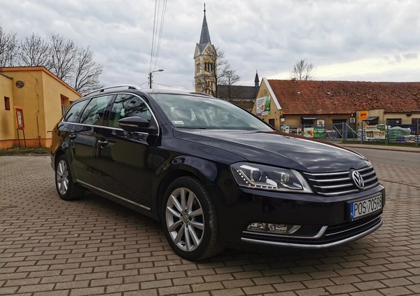 Volkswagen Passat cena 41900 przebieg: 247000, rok produkcji 2013 z Chojnów małe 379